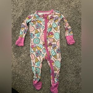 Wildberry Ice cream Social Little Sleepies Comvertible Footie: 6-12 months